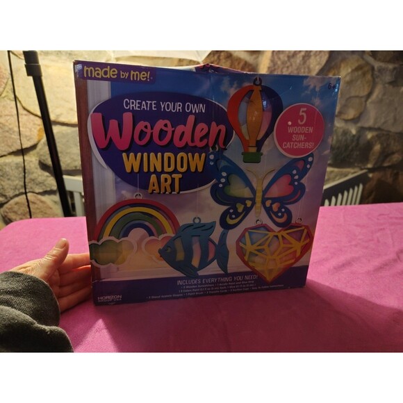 (3) Made by Me Window Art Creations Activity Kits - Picture 6 of 7